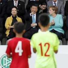 马宁与1191张卡牌的争议背后：铁面判官还是争议制造机